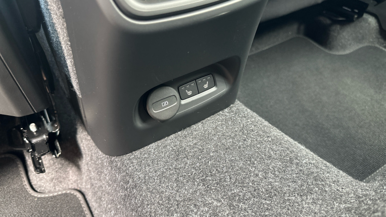 Volvo EX40 185kW Extended Range Plus 78kWh 5dr Auto Electric Estate
